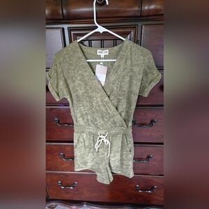 🌻NWT, Malibu Bum, Olive Green Terry Romper, Sz. S
